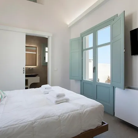 New Katerina - 6 & 6 Private Jacuzzi Emporio (Santorini)